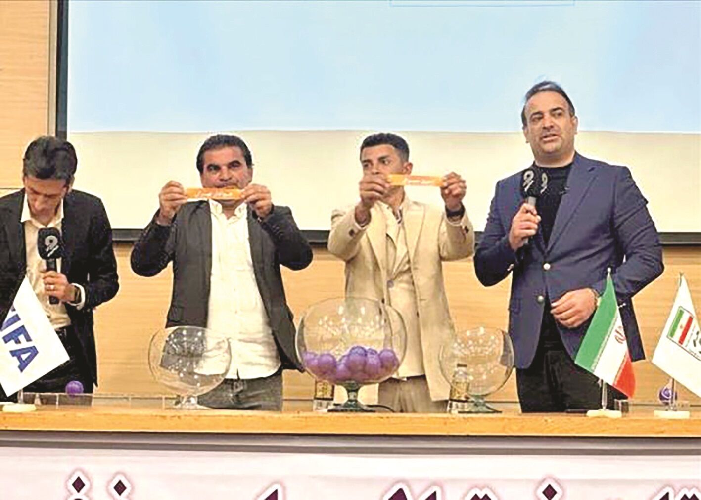 مرگ و زندگی؛ قرعه سرخابی‌ها