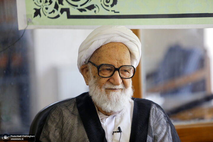 آیت الله مسعود خمینی: آقای خاتمی واقعا آدم به درد بخوری بود و کار به درد بخوری کرد