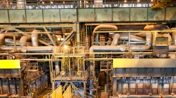 تهاجم خارج از قواعد جنگ به زیرساخت های فولاد و انرژی