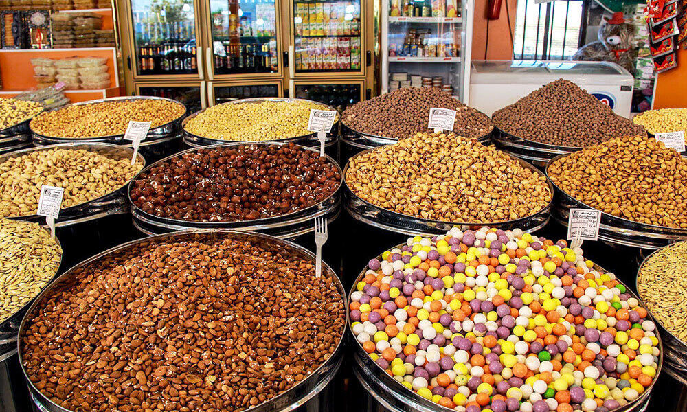 چیدن یک میز برای شب سال نو چقدر آب می‌خورد؟