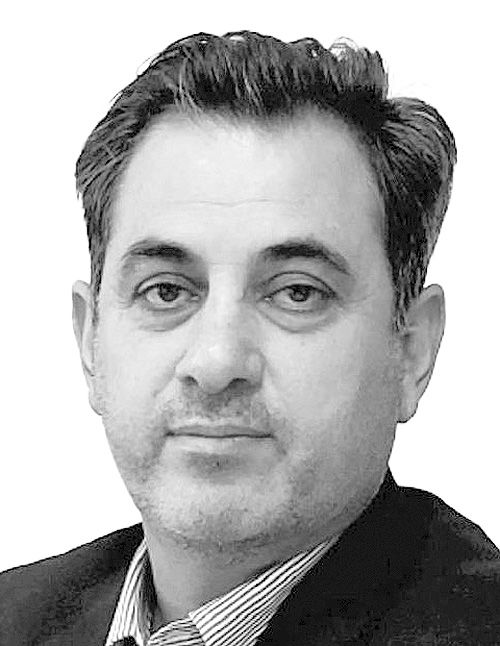 دکتر جواد  شرف‌خانی
