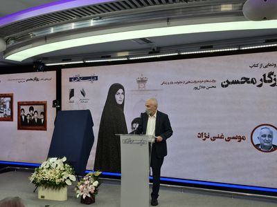 غنی‌ نژاد در مراسم رونمایی از کتاب «روزگار محسن»: محسن جلال‌پور نمونه‌ای از بخش خصوصی واقعی است/ بخش خصوصی واقعی که روی پای خودش است، وام‌دار دولت نیست

