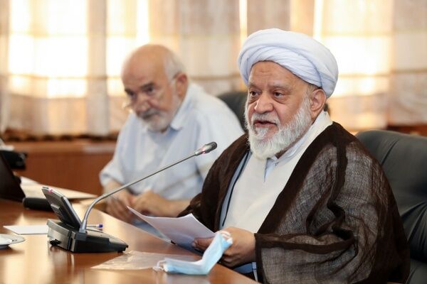مصباحی مقدم: بعید می‌دانم محسن رضایی جایگاه دبیری مجمع تشخیص را ترک کند