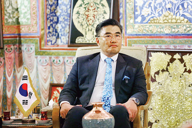 دیپلماسی فرهنگی و سفیری که روایت می‌سازد