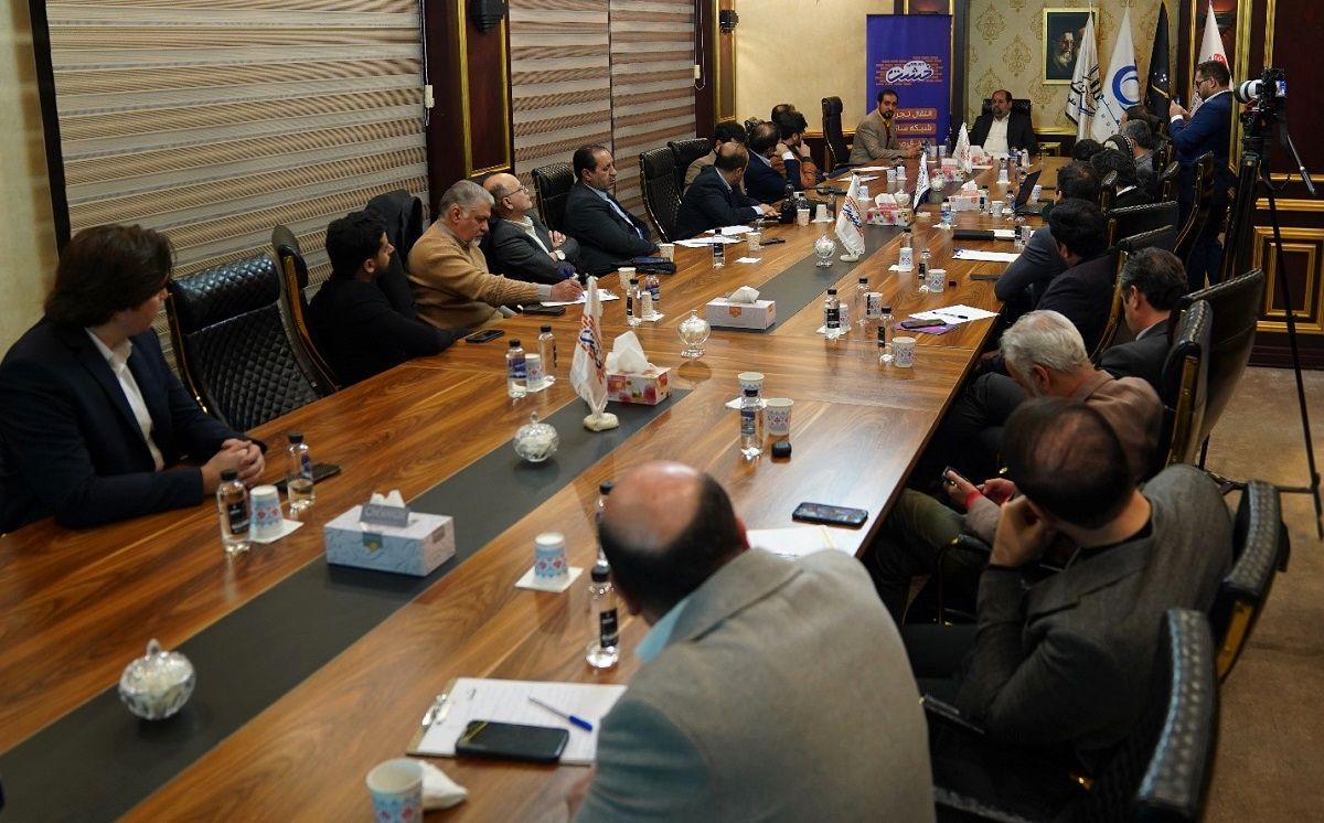نشست هماندیشی بزرگان صنعت ساختمان و بلاکچین در مسیر تأمین سرمایه پروژه های ساختمانی