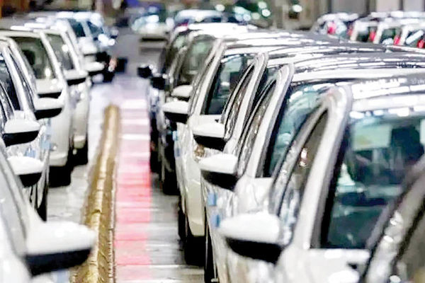 تقابل ‌دوباره  بر سر اعلام قیمت خودرو