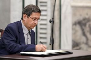 اولویت اصلی سیاست‌گذار پولی، مهار تورم است