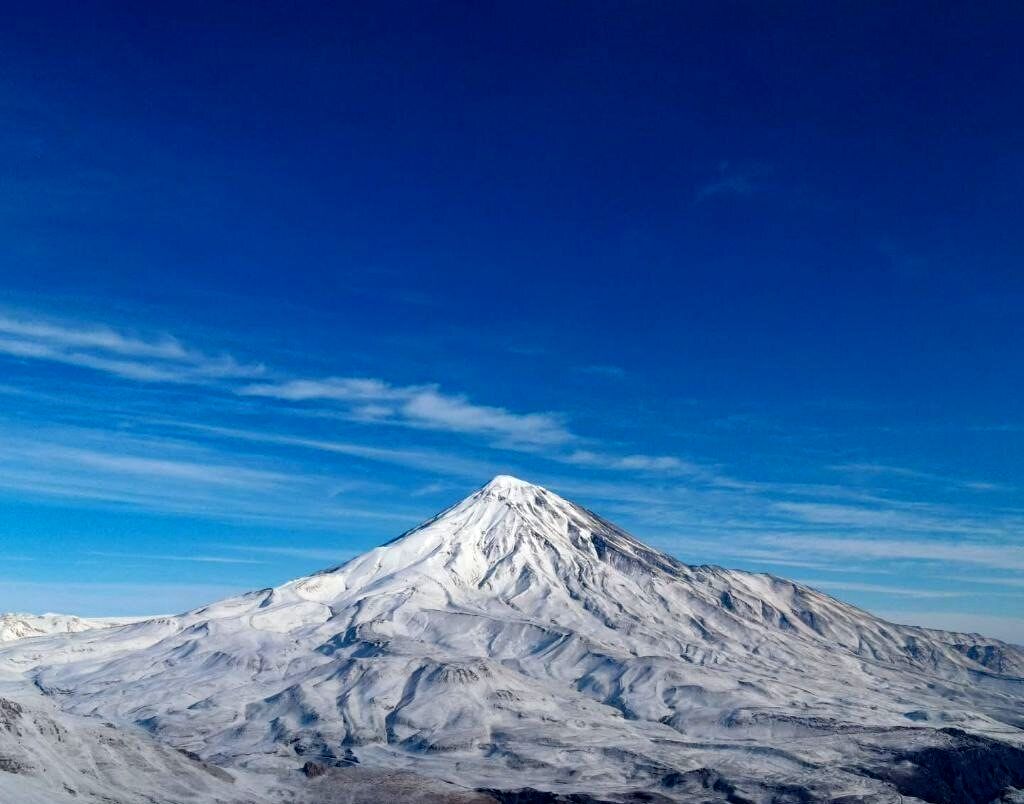 دماوند در آغوش برف+ فیلم