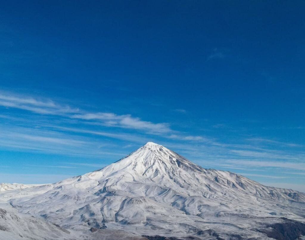دماوند در آغوش برف+ فیلم