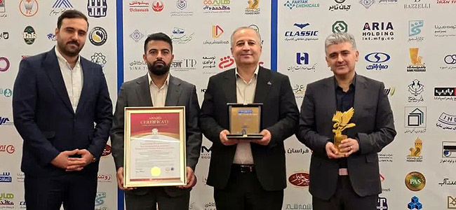 اعطای نشان طلایی مدیریت خلاق به پتروشیمی فنآوران
