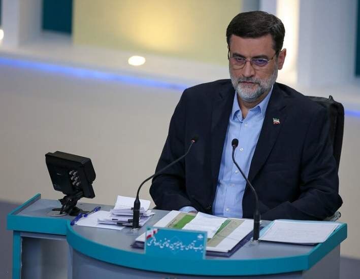واکنش شدید خانواده شهدای هسته ای به قاضی زاده هاشمی/ از بالای ما نان نخورید و شعار ندهید!