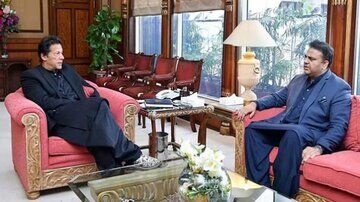 پسر عمران خان: هفته‌هاست اطلاعی از پدرم نداریم/ اینکه ندانی پدرت سالم، زخمی یا حتی زنده است، نوعی شکنجه روانی است