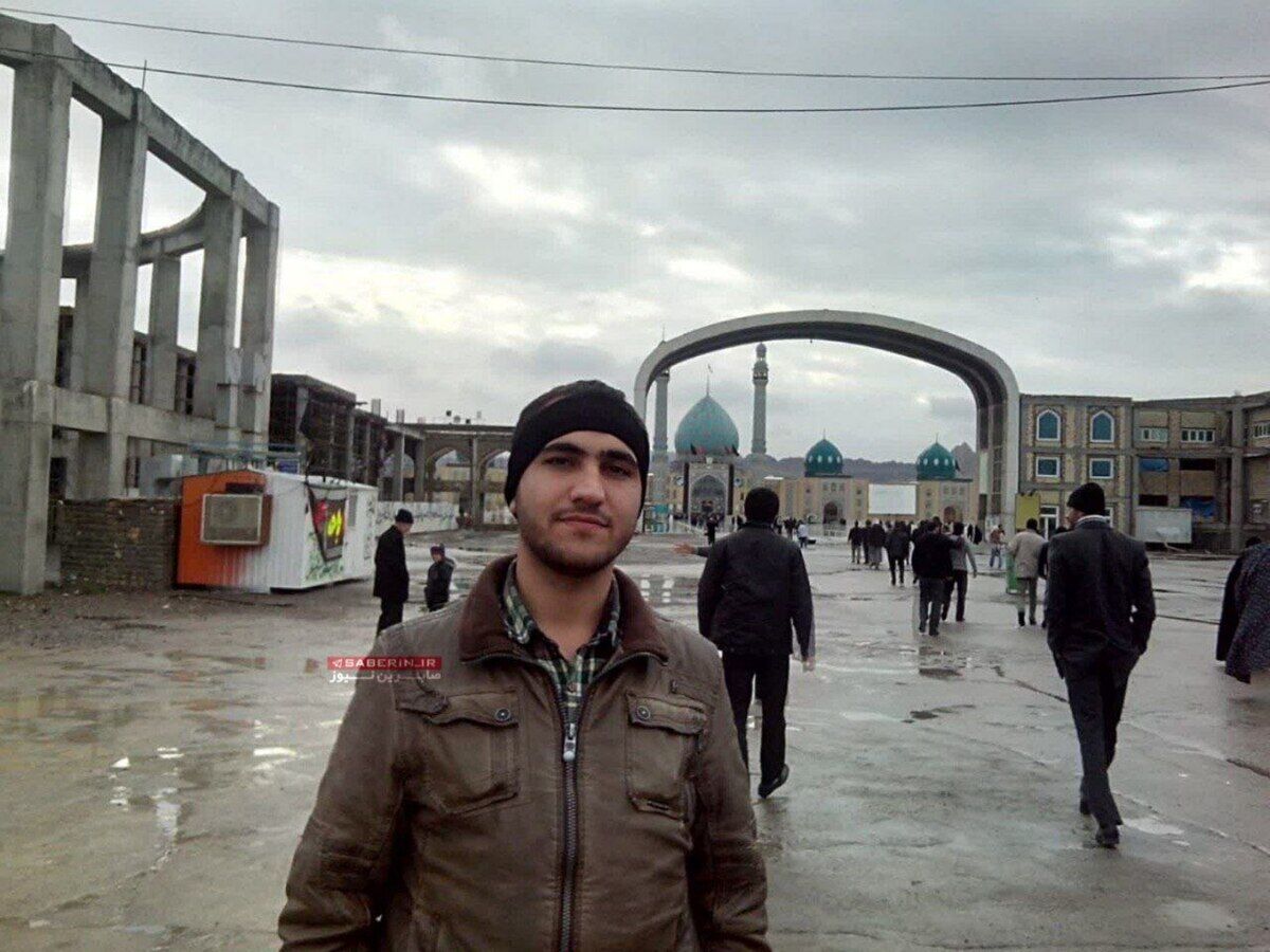 مستشار نظامی در سوریه که بر اثر حمله اسرائیل به شهادت رسید+عکس
