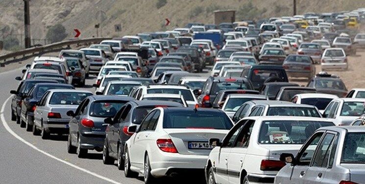 ترافیک نیمه‌سنگین در محورهای هراز و فیروزکوه