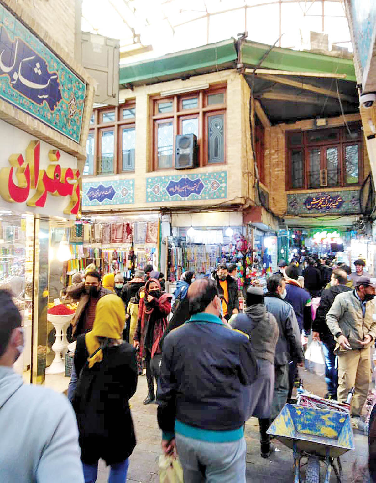 بازار تجریش همچنان زنده