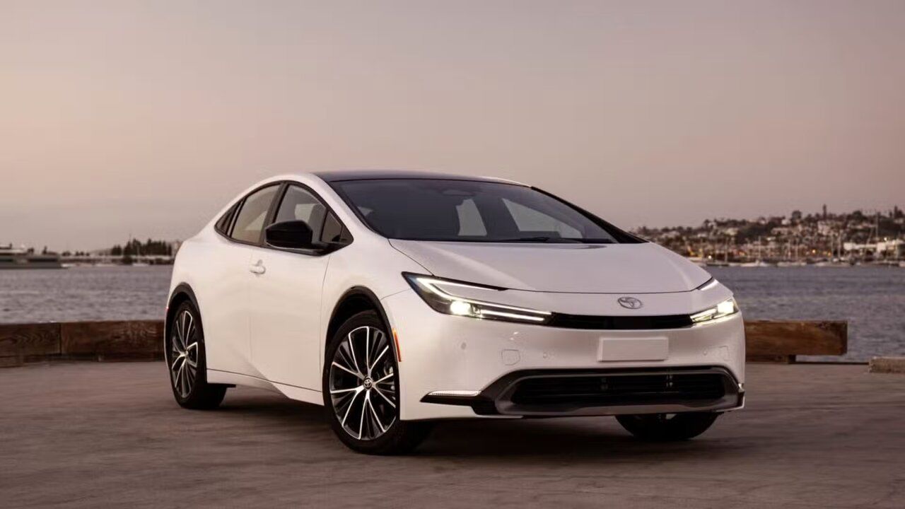 کم‌مصرف‌ترین خودروهای بنزینی و هیبریدی را بشناسید