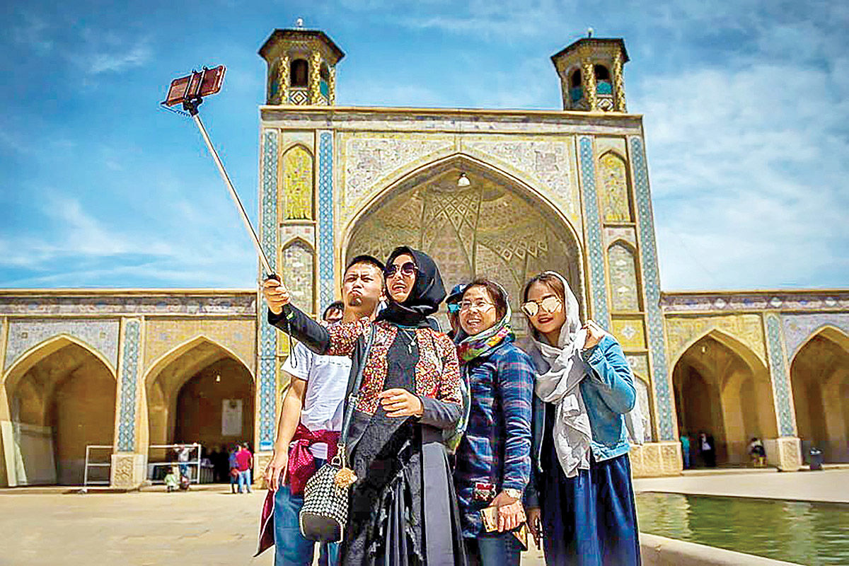 پرواز «آماری» توریست خارجی