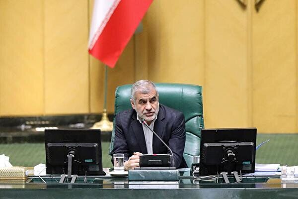 نیکزاد: اروپا منافع خود را پای امیال آمریکا ذبح نکند