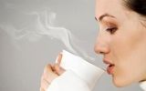  نوشیدن آب گرم در این 4 زمان برای بدن معجزه می کند