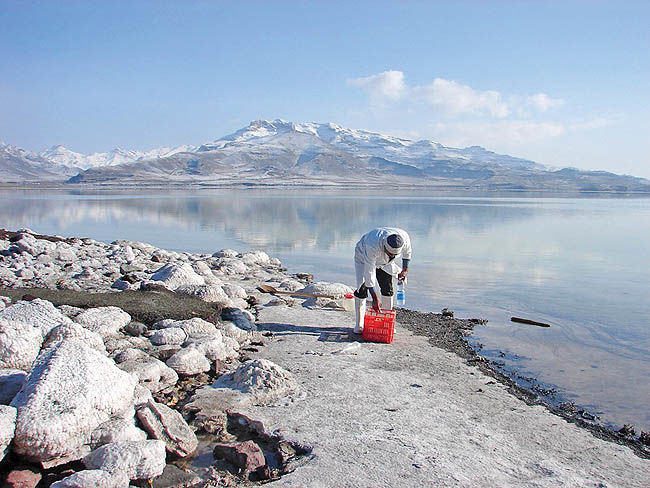 تثبیت سطح دریاچه ارومیه