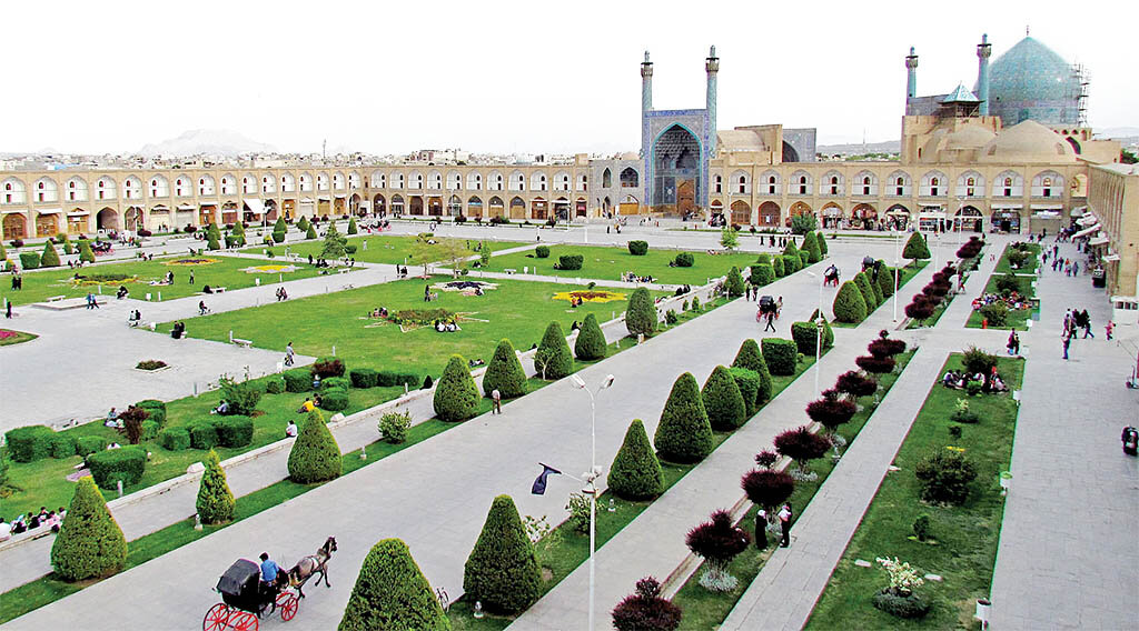 میهمان کاخ شاه عباس