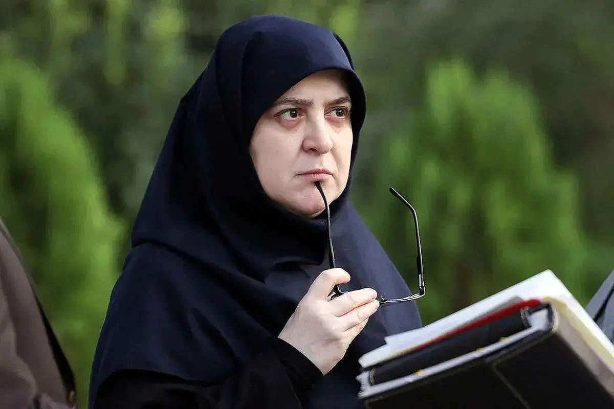 ساختمان سفید - ۱۴۰۴/۰۴/۰۲