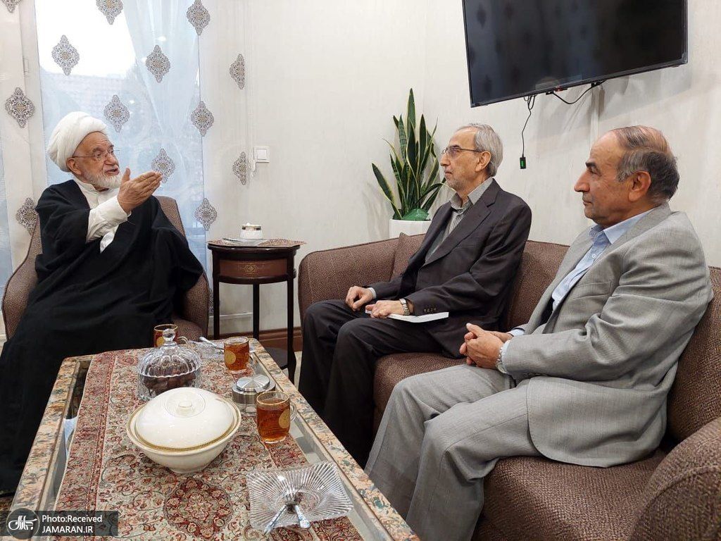 حبیب‌الله بیطرف با مهدی کروبی دیدار کرد (1)