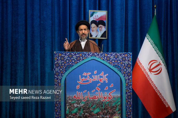 تاکید امام جمعه تهران بر نقش نیروی هوایی در خلق امنیت و اقتدار کشور 