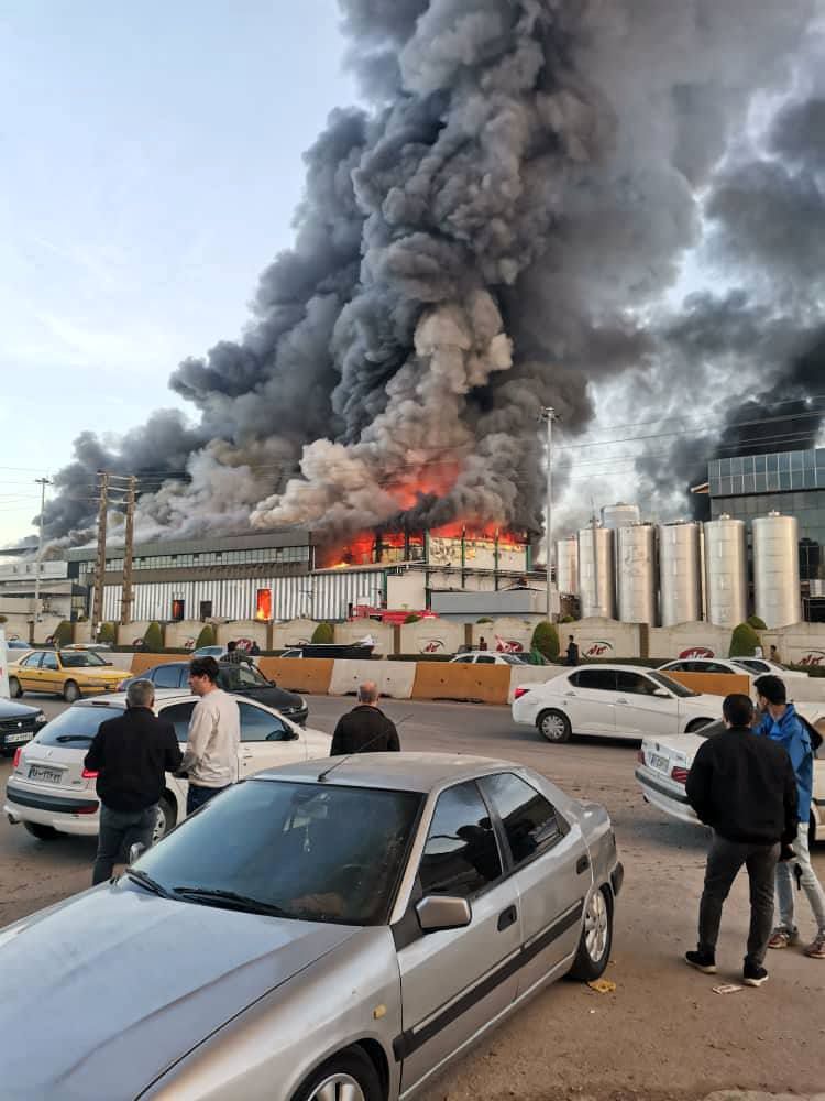 آتش سوزی در کارخانه شرکت کاله واقع در شهر آمل