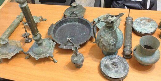 کشف عتیقه‌های ۳ هزار ساله از خودروی پراید!
