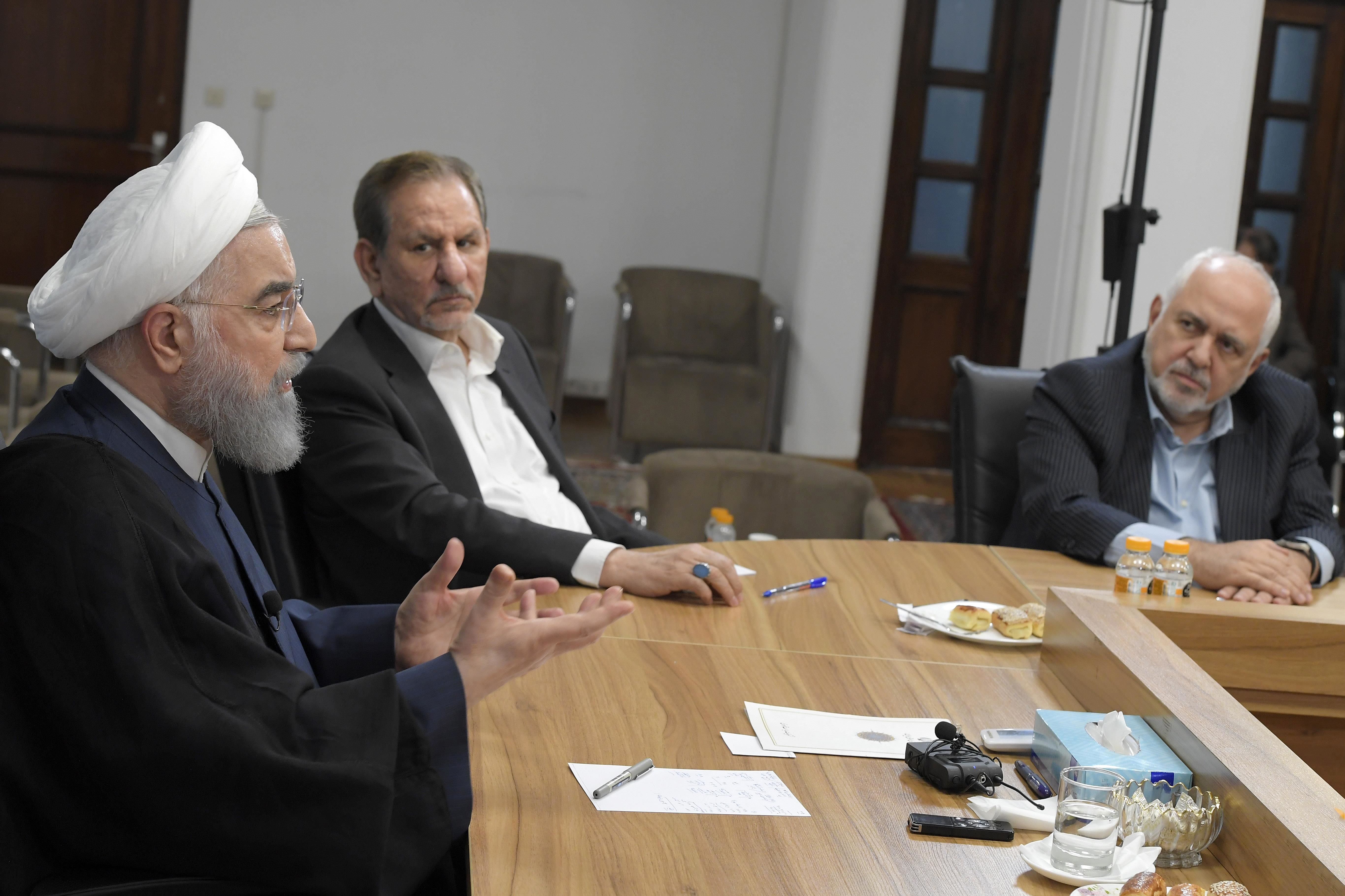 دیدار وزیران و معاونان دولت های یازدهم و دوازدهم با حسن روحانی + تصاویر