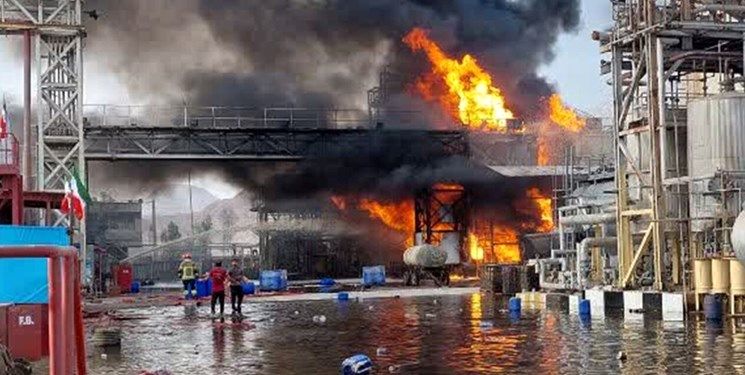 افزایش فوتی های حادثه آتش سوزی پالایشگاه نفت بندرعباس