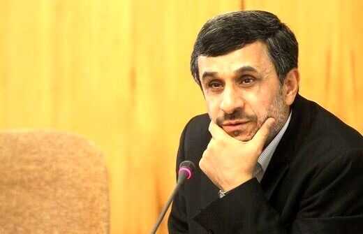 احمدی نژاد را تا حالا با این تیپ ندیده‌اید/ عکس