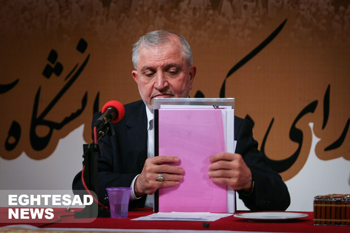 عبدالله جاسبی نشان لیاقت گرفت+ عکس

