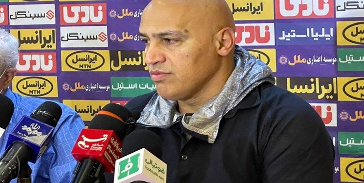 منصوریان: پول زیرمیزی نگرفتم/ هیچکس از من طلبکار نیست