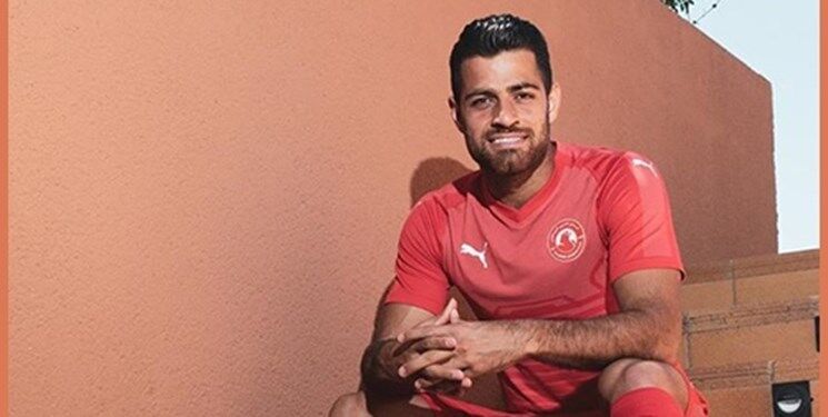 پورعلی گنجی رسما به پرسپولیس پیوست