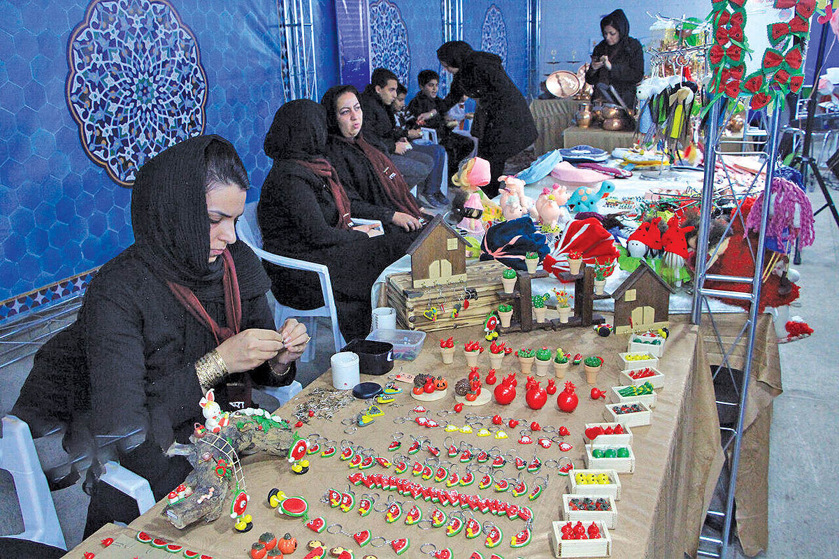 بیش از ۲ هزار و ۵۰۰ مجوز مشاغل خانگی در اصفهان صادر شد
