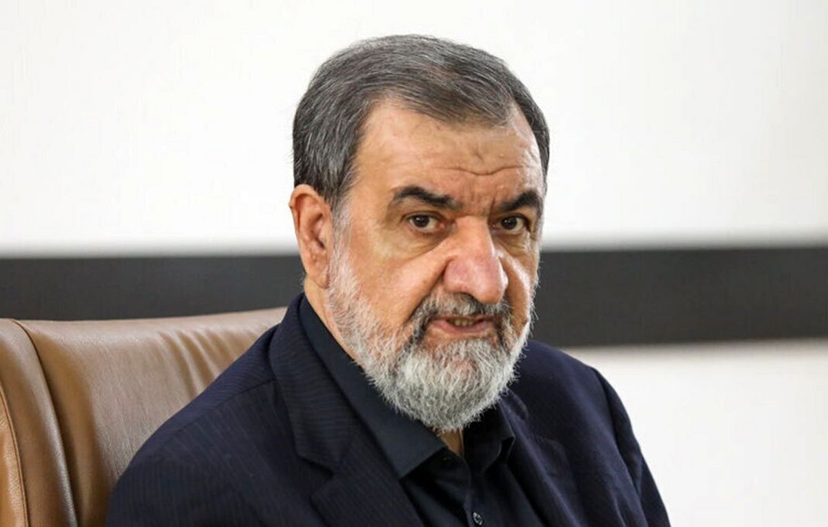 محسن رضایی در صف رأی‌گیری+عکس