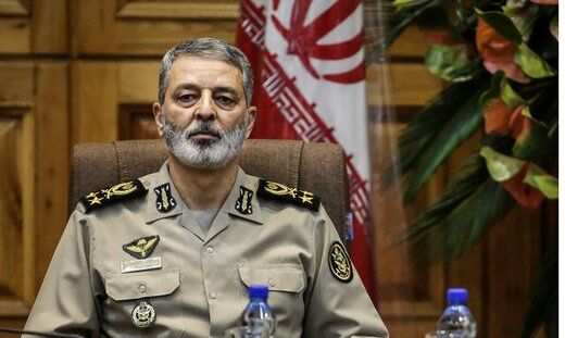 سرلشکر موسوی: ارتش با قاطعیت در مقابل دشمن می‌ایستد