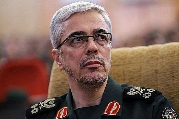 سرلشکر باقری: سپاه جزئی از مردم است/ تحریم برای ملت ایران معنا ندارد
