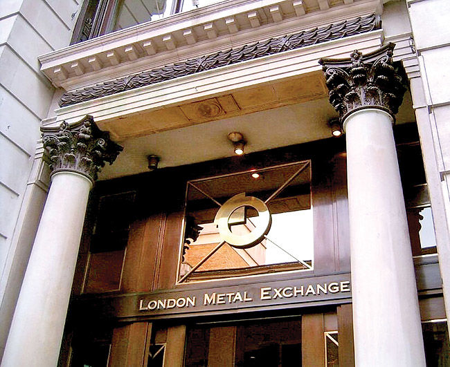 تغییرات ساختاری در LME 