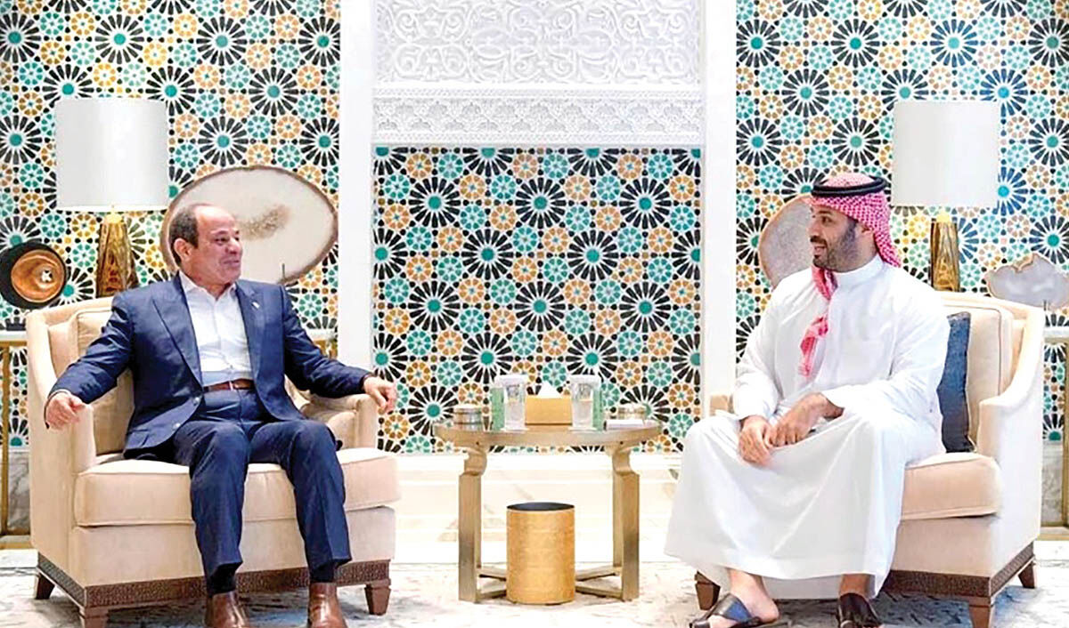 دست قاهره در جیب ریاض