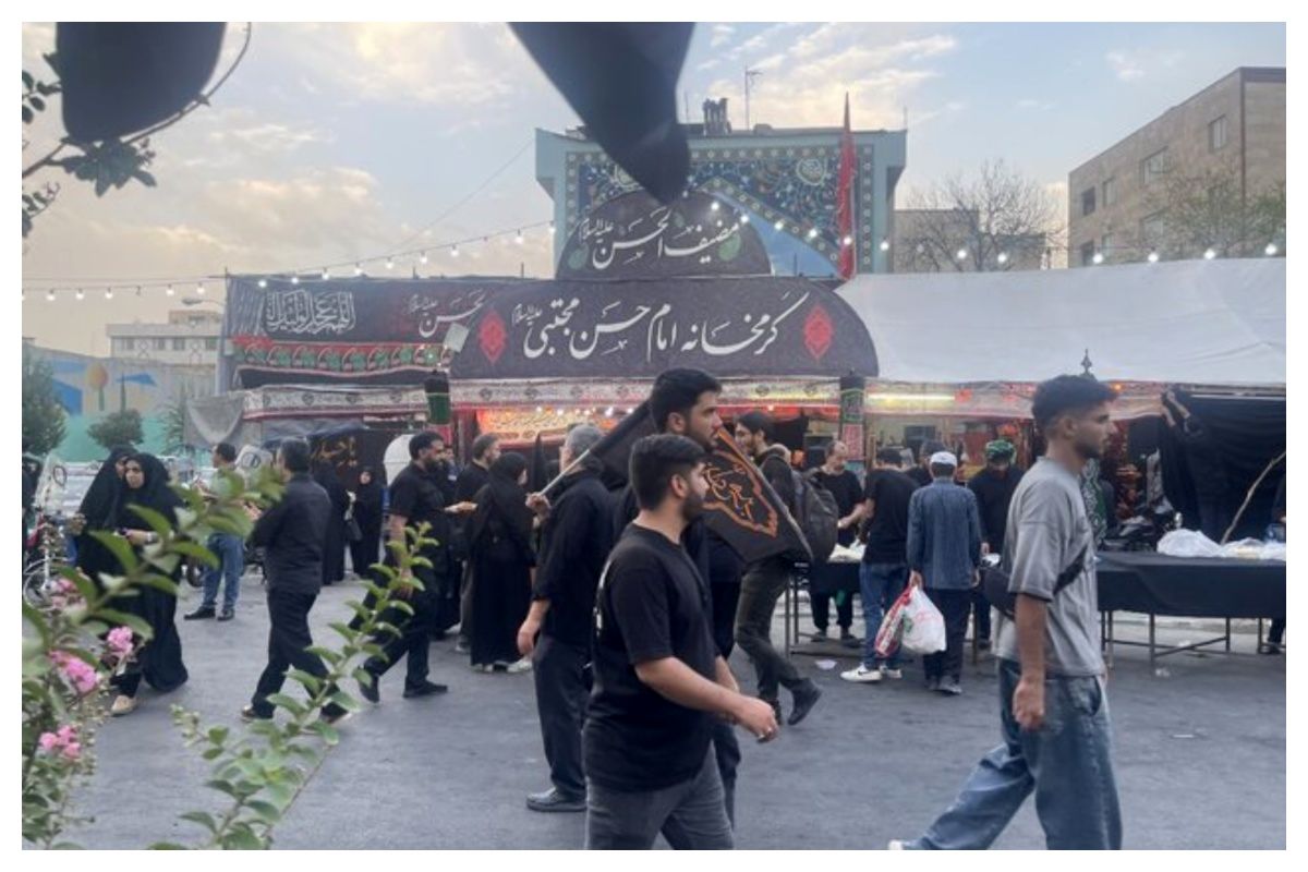 مراسم راهپیمایی جاماندگان اربعین+ فیلم