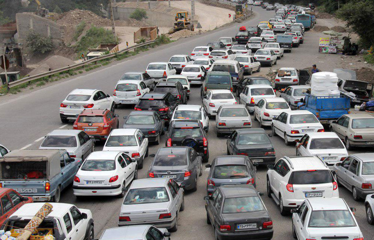 ترافیک سنگین در برخی مقاطع جاده چالوس