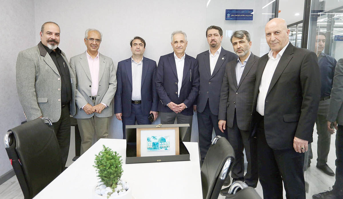 مسوولیت، روی دیگر تکریم