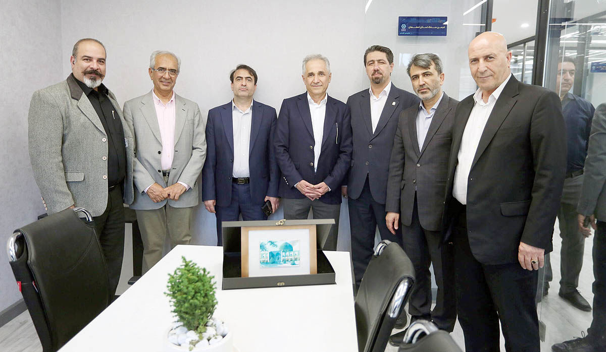 مسوولیت، روی دیگر تکریم
