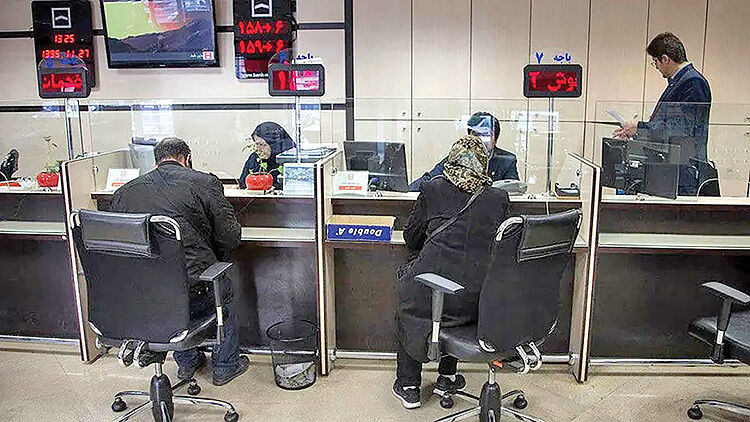 حکم منع تعقیب برای پنج بانک در پرونده قاچاق ارز