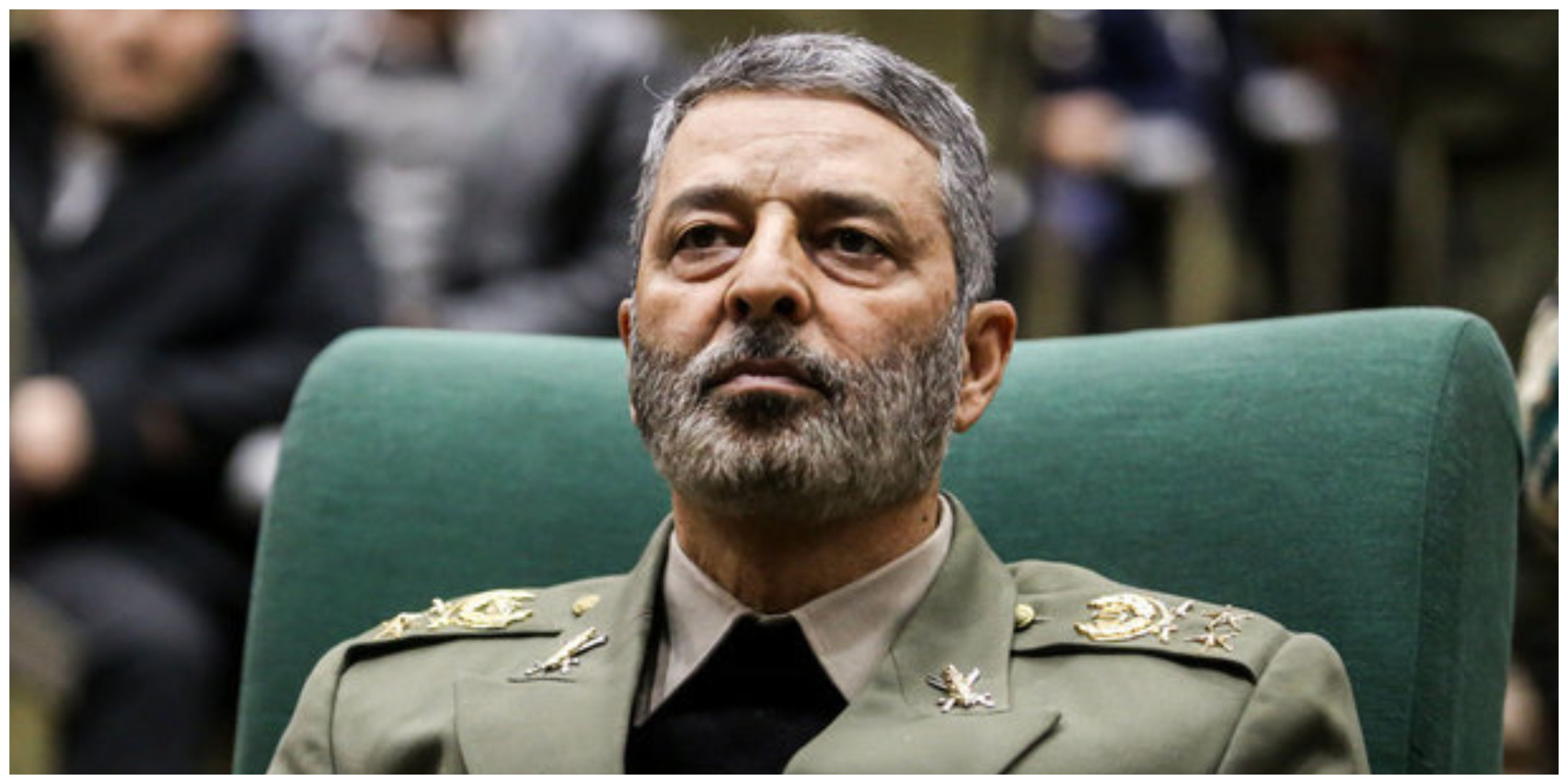 هشدار قاطع فرمانده کل ارتش به آمریکا و اسرائیل / در دفاع از آب و خاک ایران سرسوزنی کوتاه نخواهیم آمد