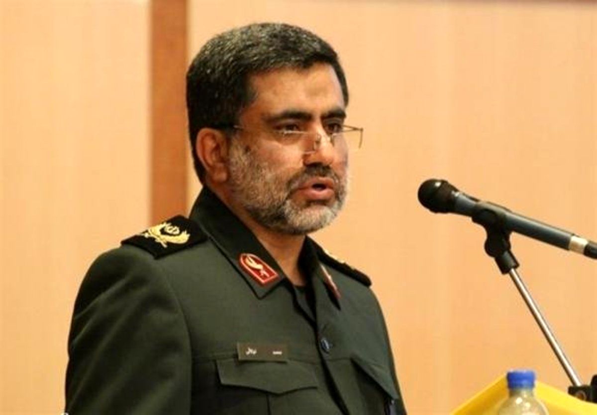 سردار تولایی: سلاح‌های شگفت‌انگیزی داریم / دشمنِ جنگ‌طلب را باید با زور سر جایش نشاند