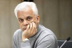 سردار طلایی: تنها دوره رشد اقتصاد و بدون دزدی، زمان خاتمی بود+فیلم